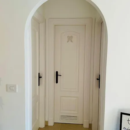 In Playa Paraiso Tenerife 阿德耶